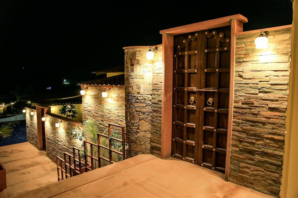 Фото Vijay Garh Resort Udaipur