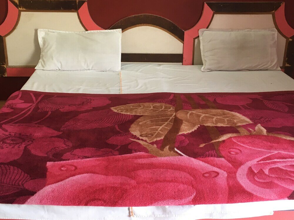 Фото Hotel White House