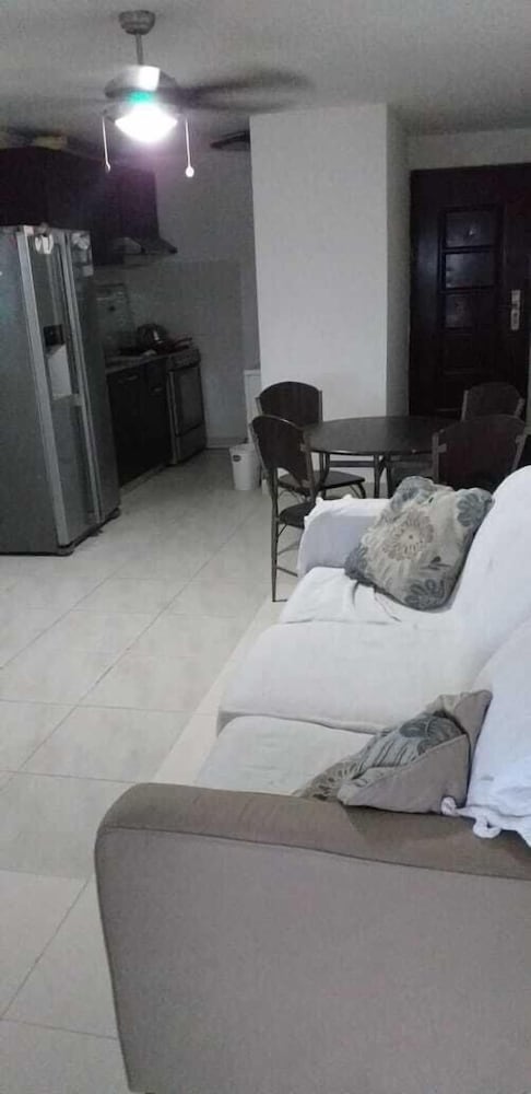 Фото Apartamento EN Altos de Santa Maria Condado del Rey, Imajo