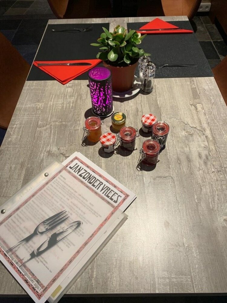 Фото Charming Suites Jan Zonder Vrees