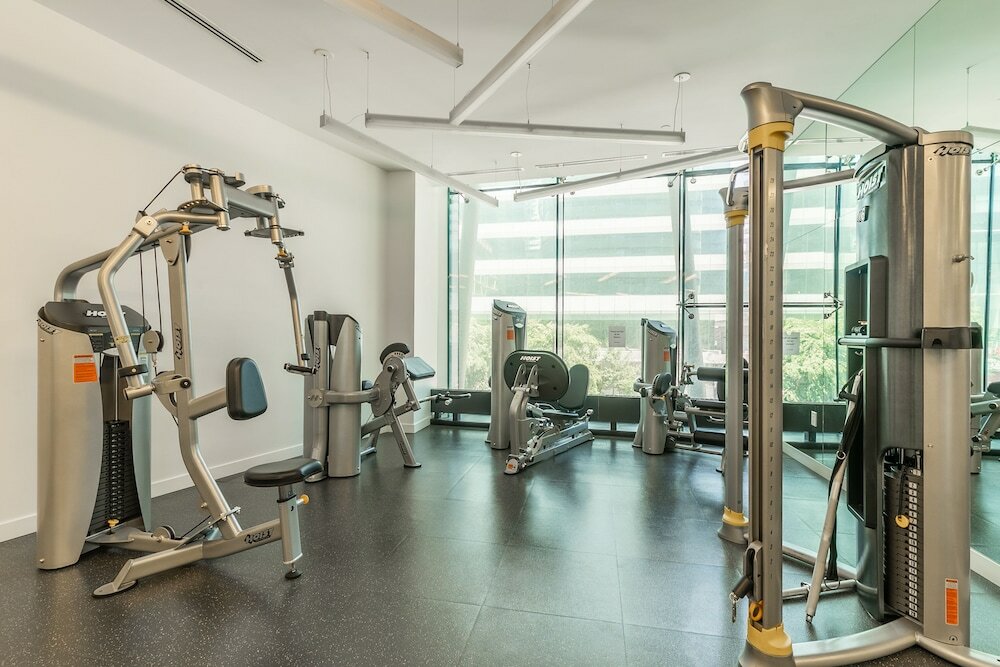 Фото Skytrees Condos at Union Station