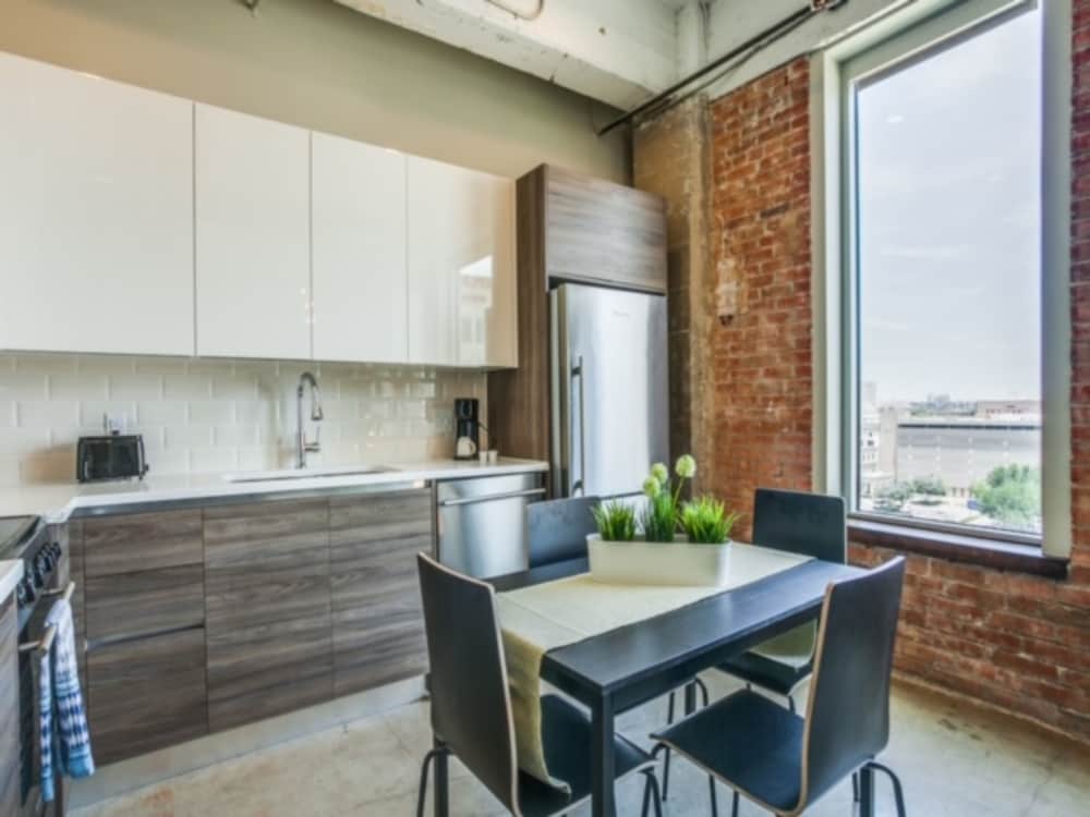 Фото Downtown Luxury Lofts by Rba Living