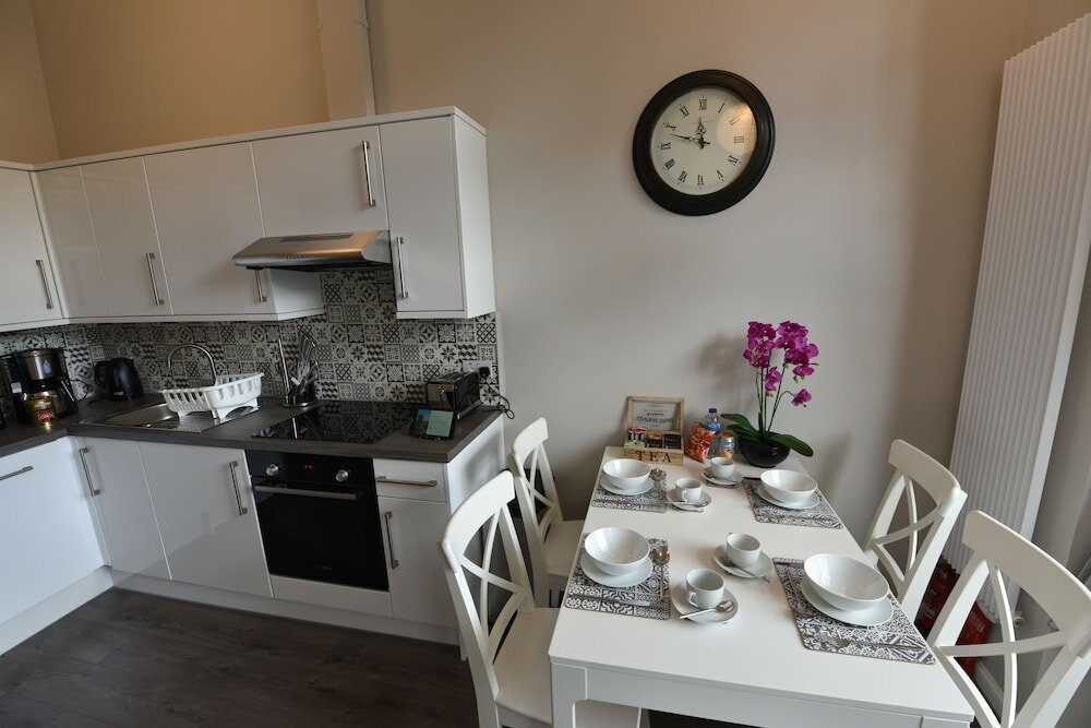 Фото First Pleasance Luxury Apartment