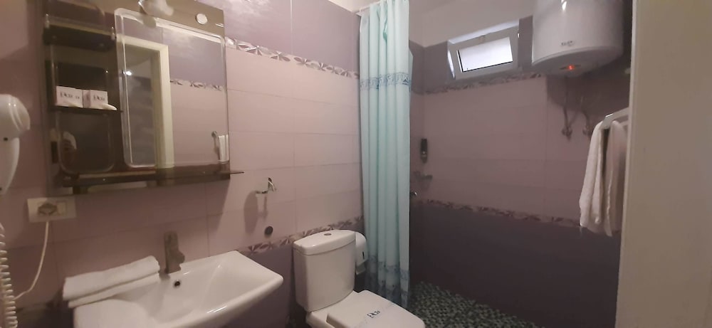 Фото Hotel Bylis