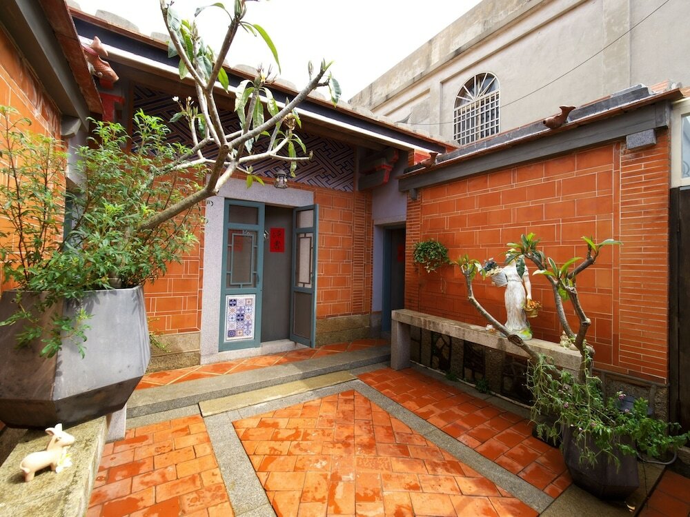 Фото Old Min House II