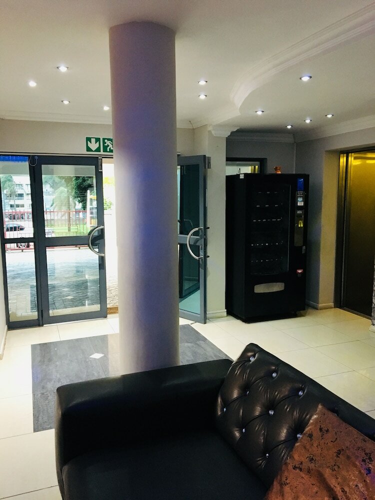 Фото Al Hamra Hotel