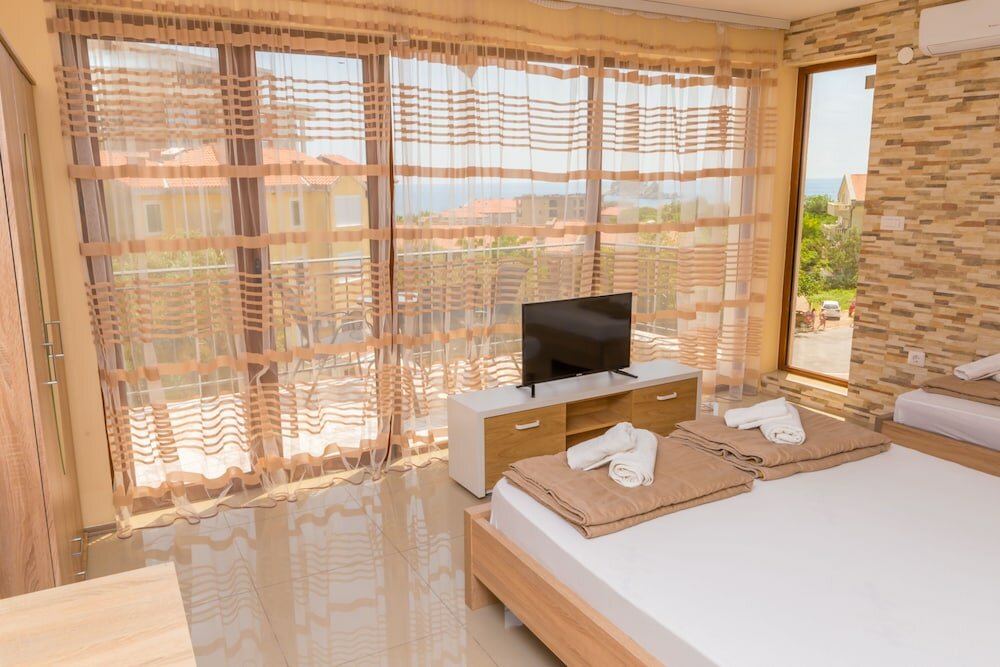 Фото Jovan Apartments