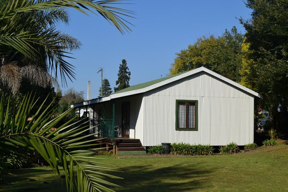Фото Log Cabin & Settlers Village