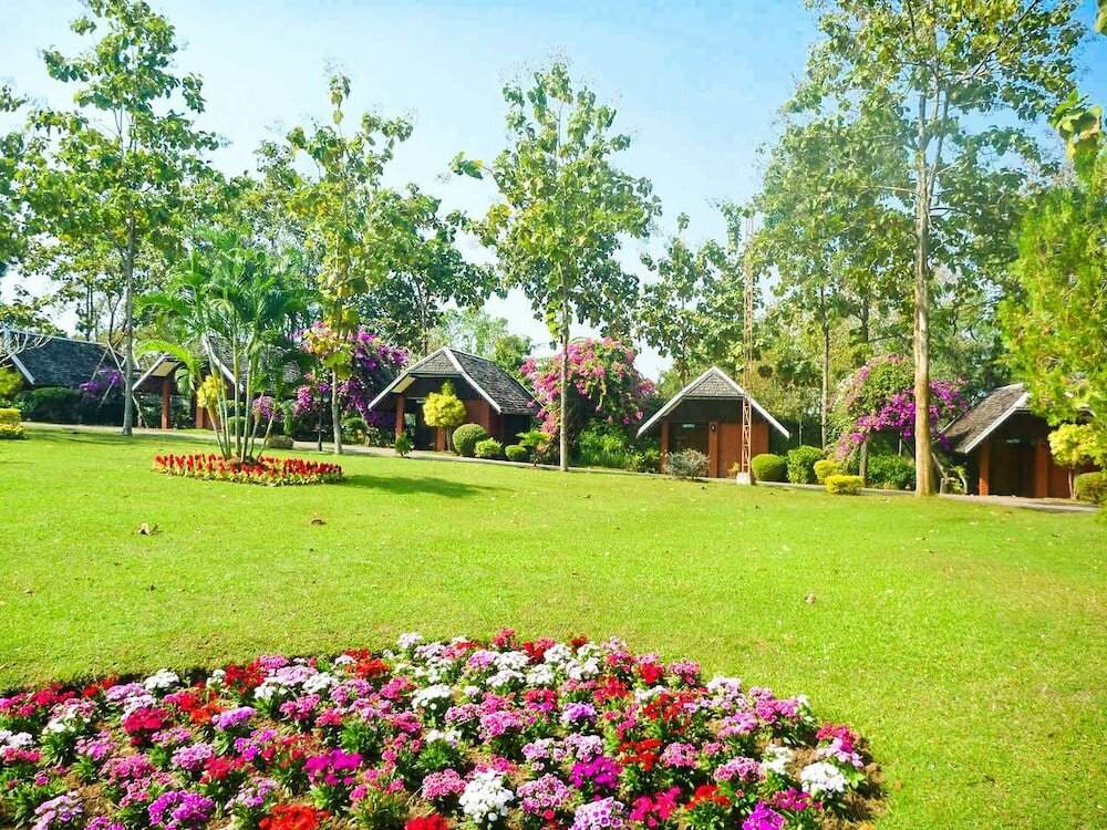 Фото Wattana Village Resort
