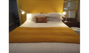 Regency Rooms (England, Hertfordshire, South Way), hotel