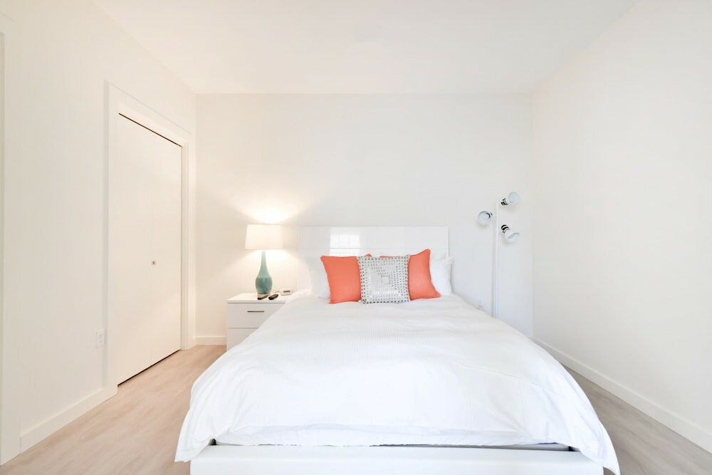 Фото Global Luxury Suites Downtown Boston