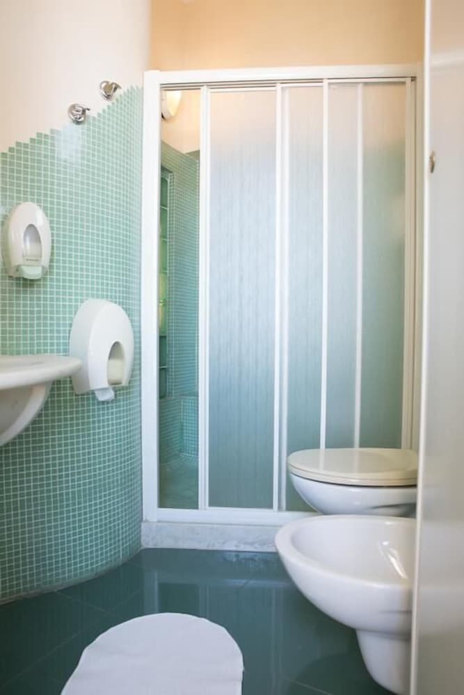 Фото Hotel Amba