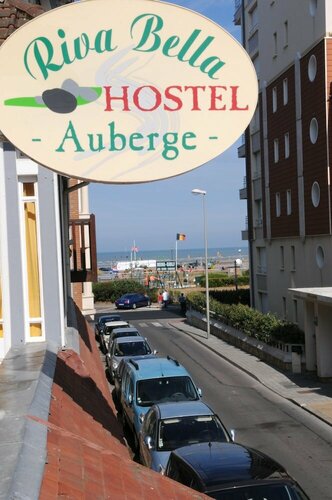 Хостел Auberge Riva Bella - Hostel в Ле-Туке-Пари-Плаж