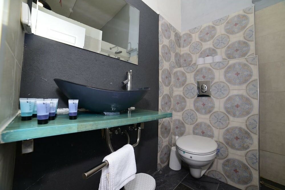 Фото Shirat Ha Agam