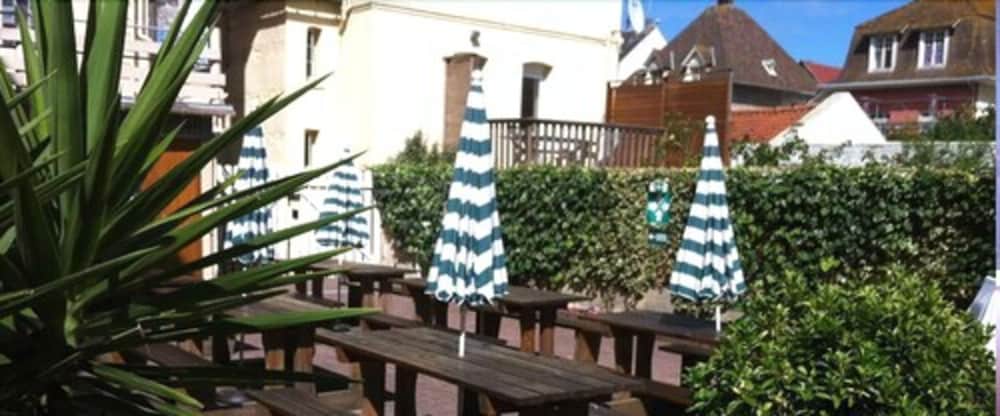 Фото Auberge Riva Bella - Hostel