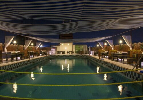 Гостиница Popular Hotel в Пуне