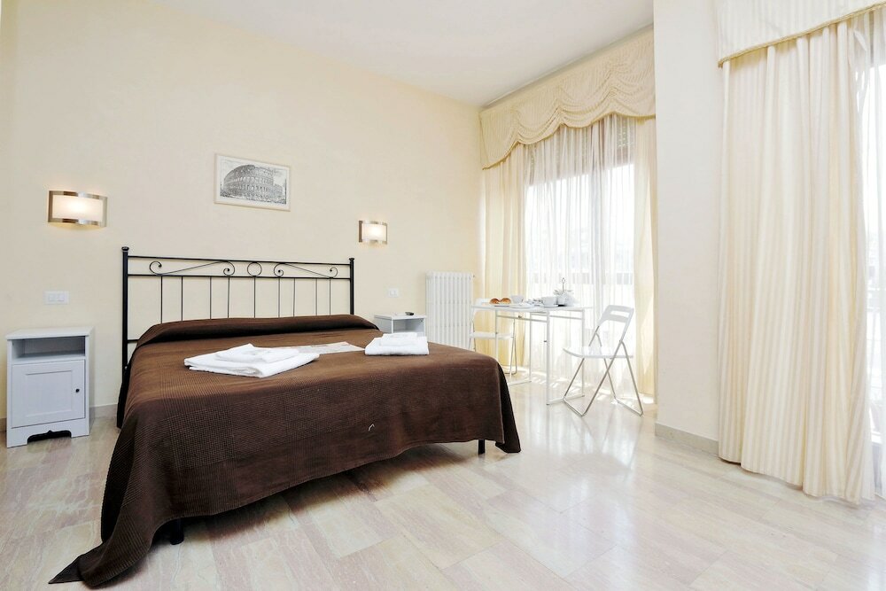 Фото La Stazione Del Vaticano