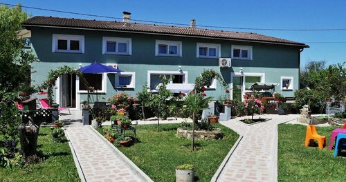 Гостиница Apartments Green Place