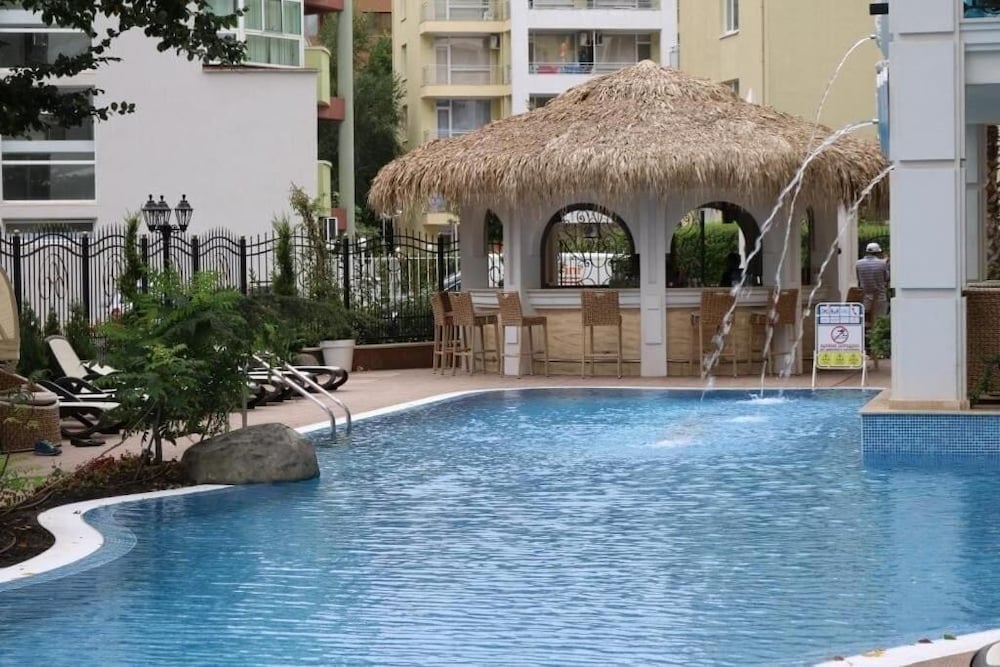 Фото Harmony Suites