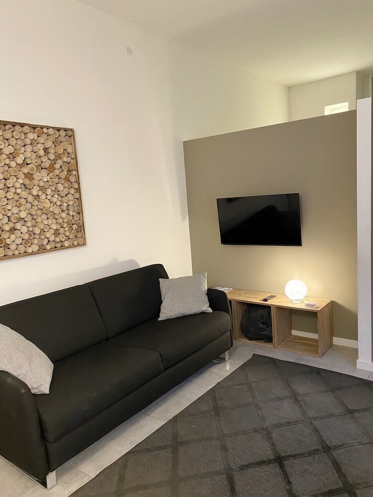 Фото Fashion Elvira House 2