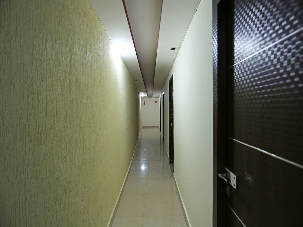 Фото Oyo 4073 Hotel Esskay