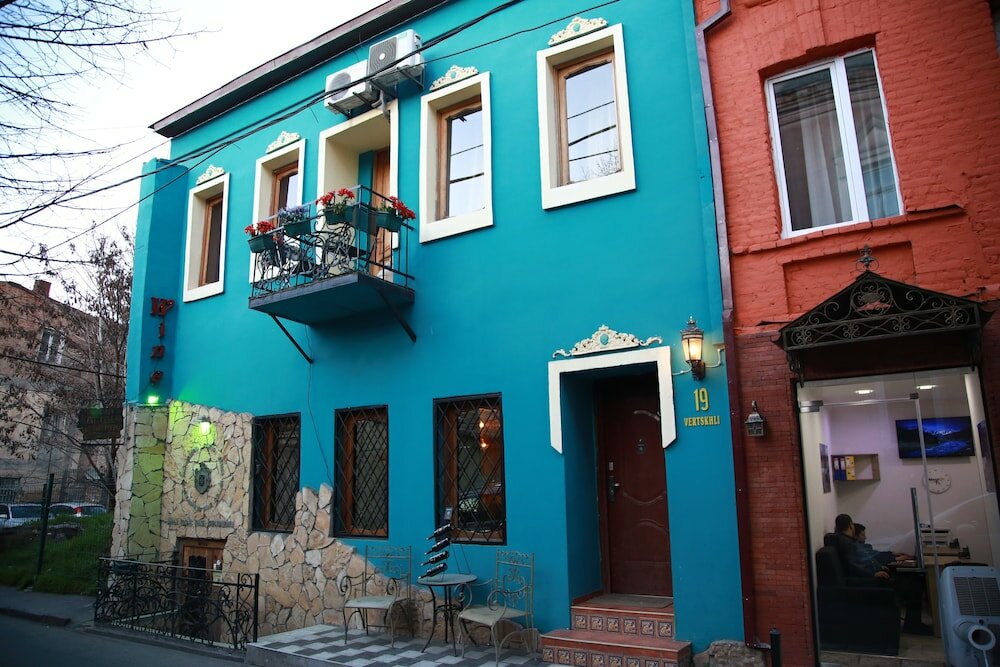 Фото отеля 1