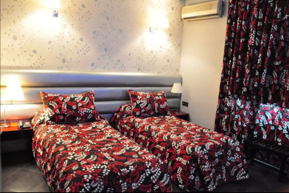 Фото Hotel De La Paix