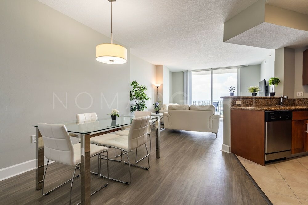 Фото Modern Boutique Residences by Nomad Guru