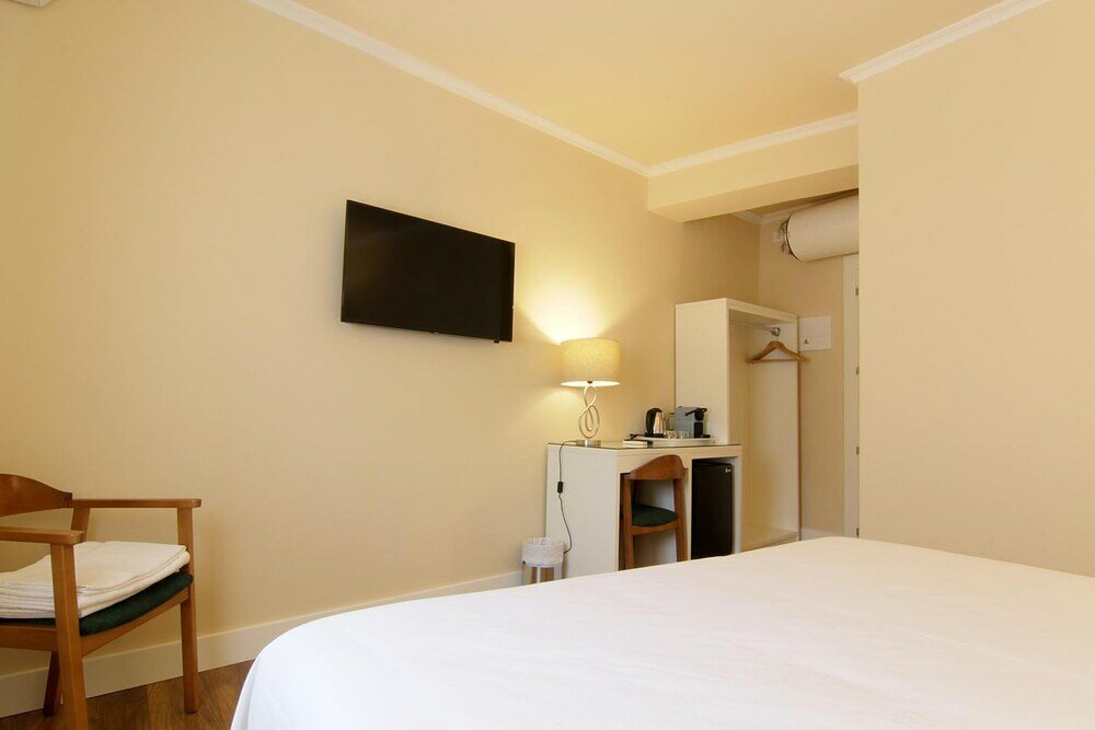 Фото Hostal los Castañuelos