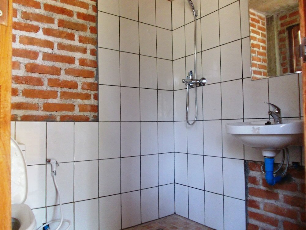 Фото Thitaw Two B&b