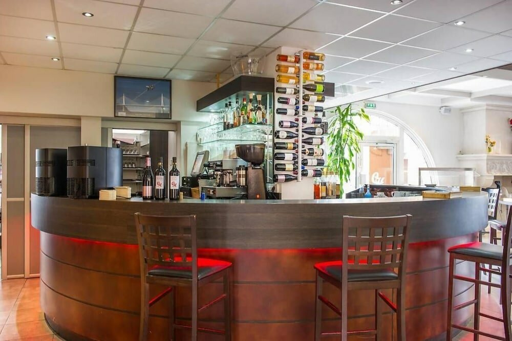 Фото Cévenol Hotel