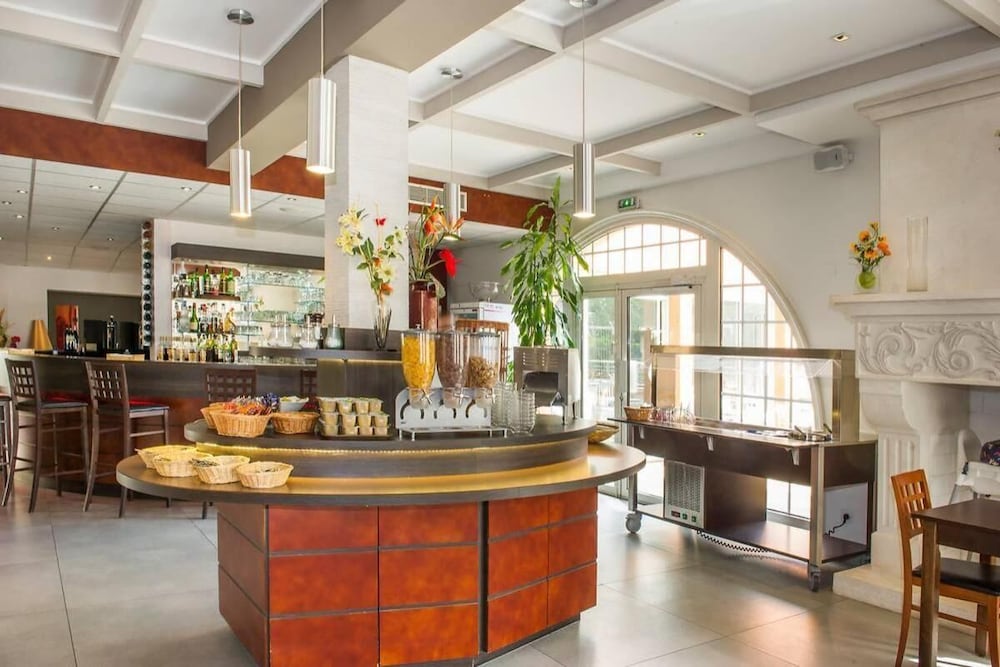 Фото Cévenol Hotel