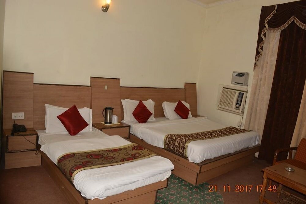 Фото Aj International