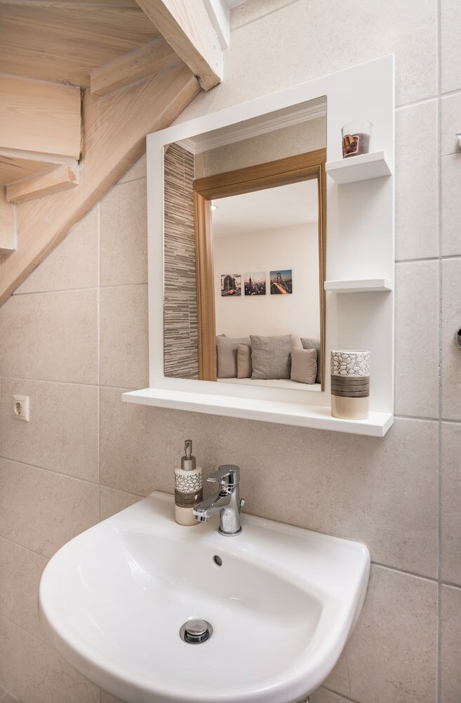 Фото Athina Apartments