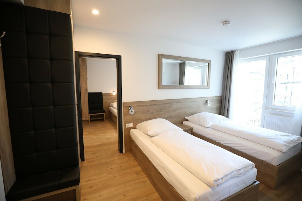 Фото Ночлег и завтрак Sleep Inn Düsseldorf