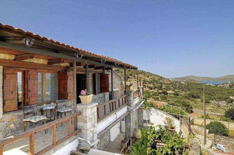 Гостиница Elounda Traditional Art Suites