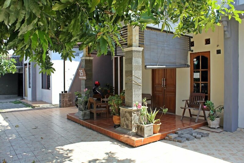 Гостиница Rumah Teman Backpacker в Семаранге