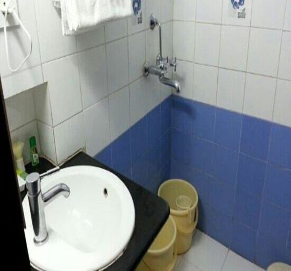 Фото Hotel Infinity Residency