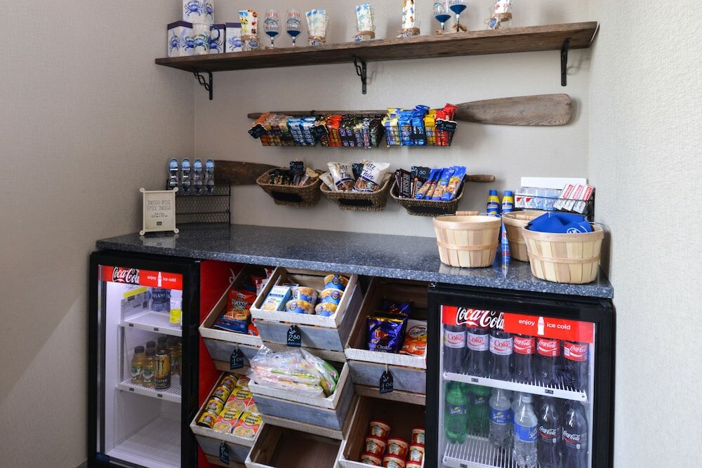 Фото Anchored Inn at Hidden Harbour Marina