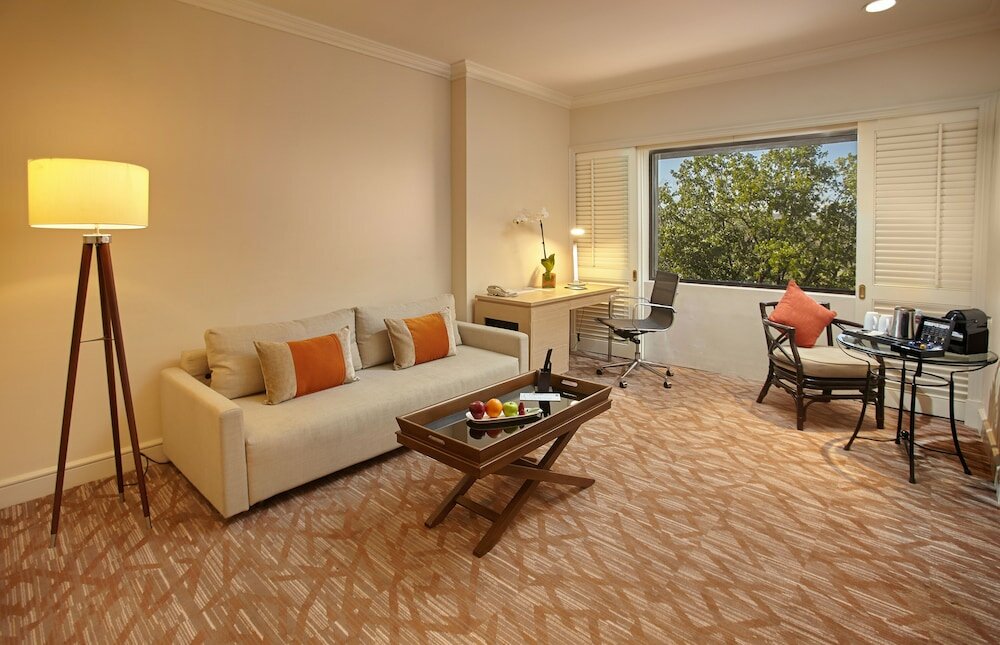 Фото Quest Plus Conference Center, Clark