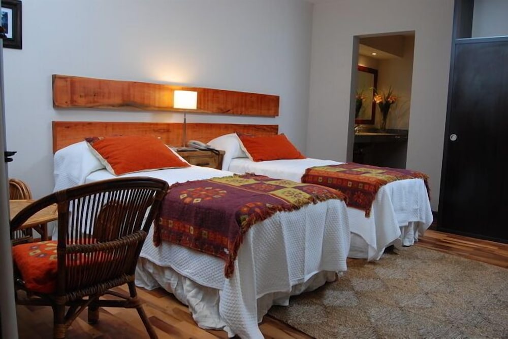 Фото Rio Arriba Suites Apartments y Resto