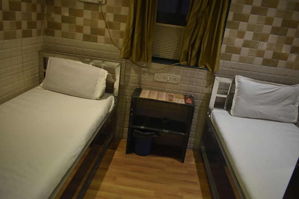 Фото Hotel Shadab Palace