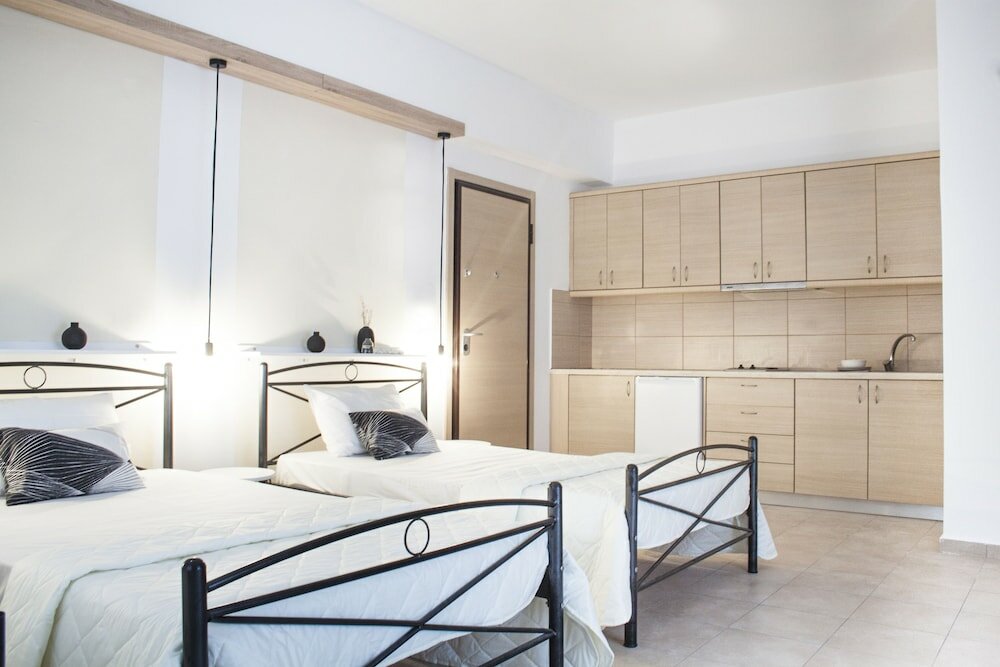 Фото Krinis Apartments