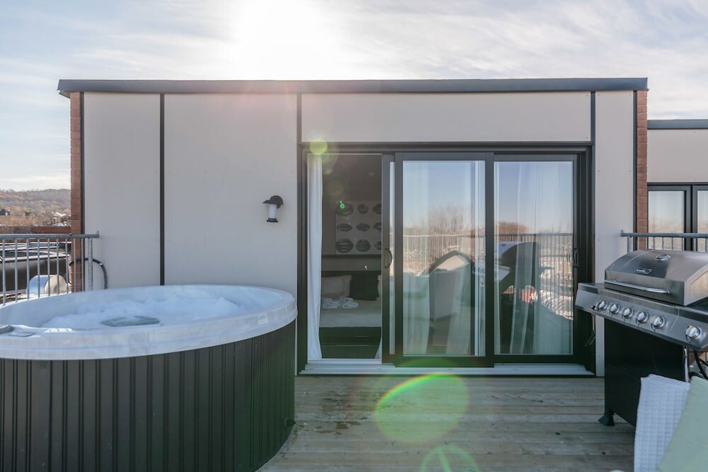 Фото Parc Avenue Residence Mile End