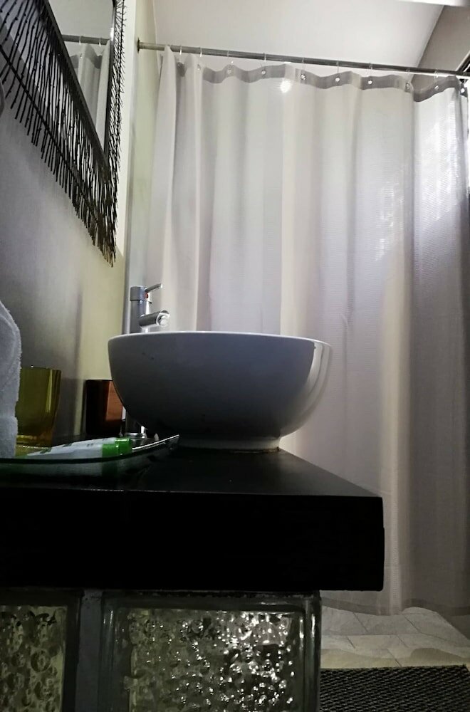 Фото Green Sanctuary Hotel