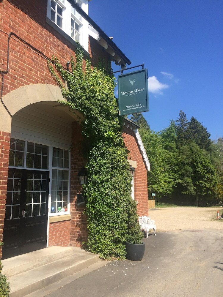 Фото The Coach House