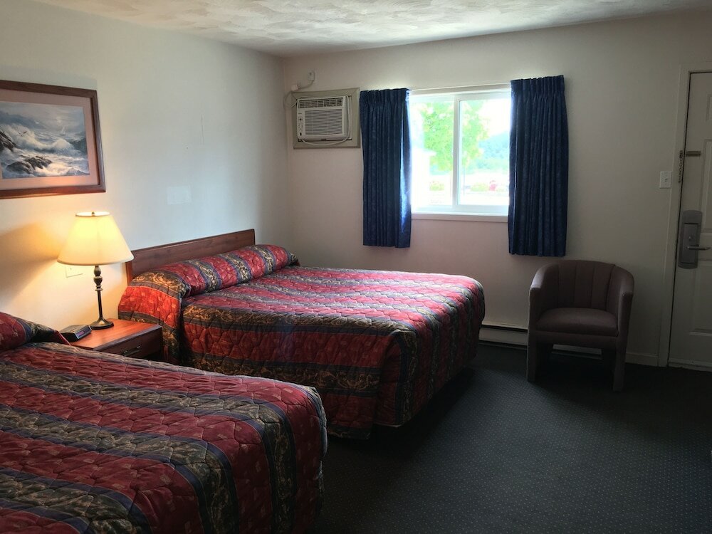 Фото Fairway Inn