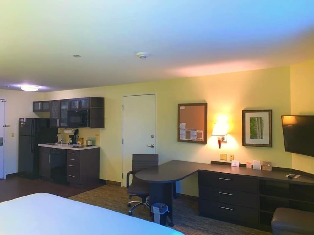 Фото Candlewood Suites Belle Vernon, an Ihg Hotel