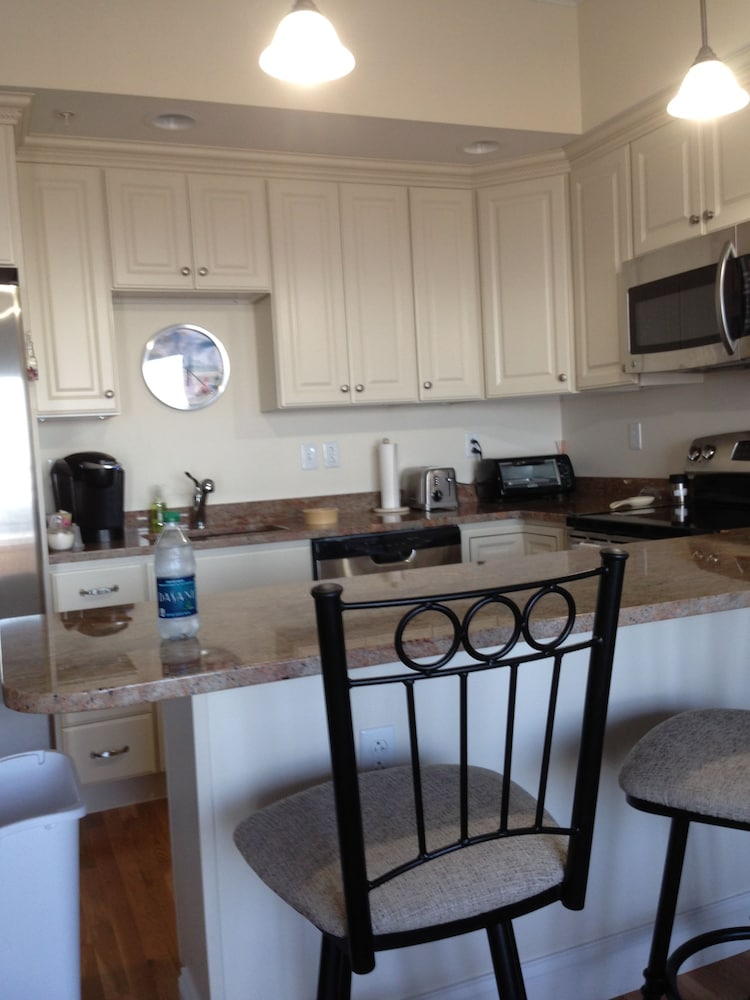 Фото Sea Spray Condo