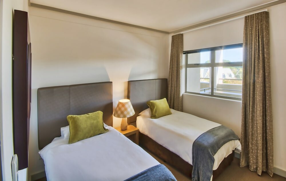 Фото The Quadrant Apartments